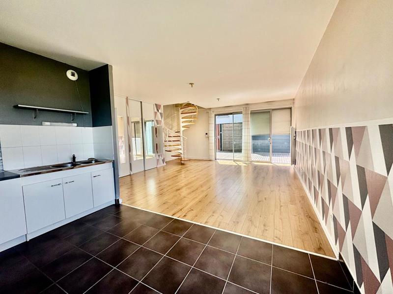 Appartement - 70 m² - 3 pièces