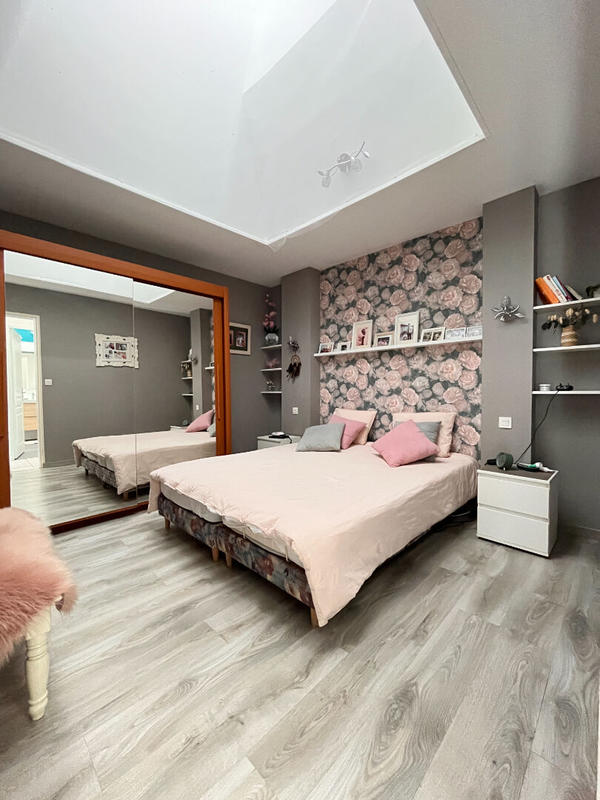 Maison - 194 m² - 6 pièces