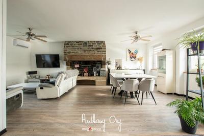 Maison de campagne - 258 m² - 9 pièces