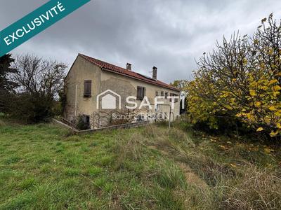 Maison - 97 m² - 6 pièces