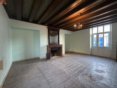 Maison - 205 m² - 7 pièces