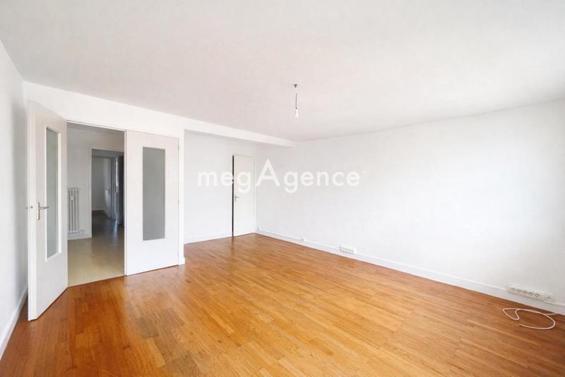 Appartement - 82 m² - 3 pièces