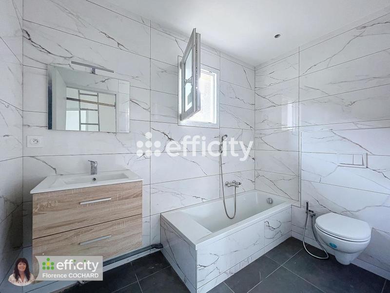 Maison - 100 m² - 4 pièces