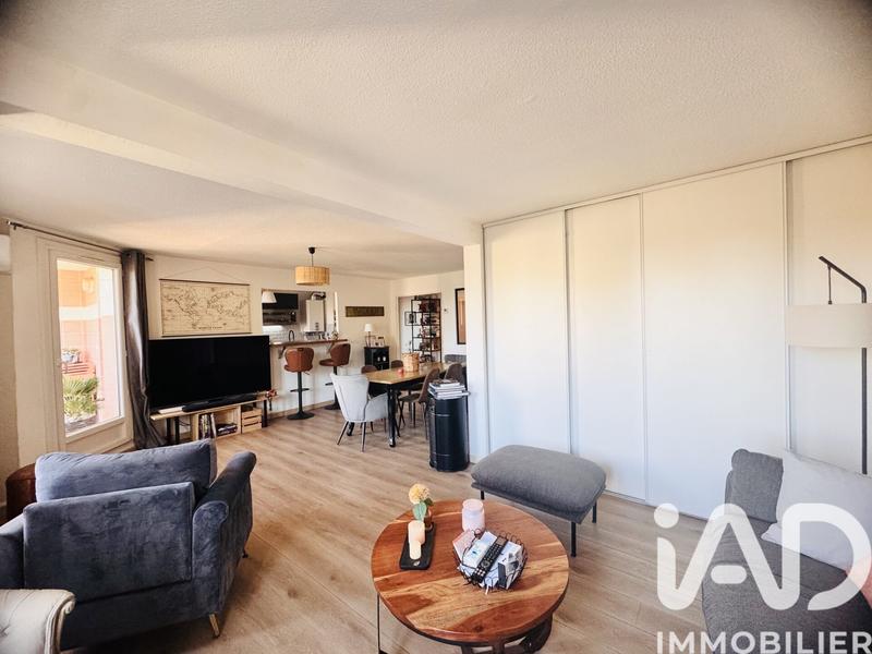 Appartement - 81 m² - 3 pièces