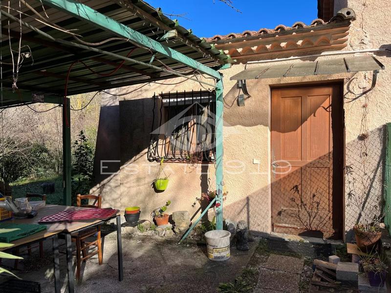 Villa - 215 m² - 9 pièces