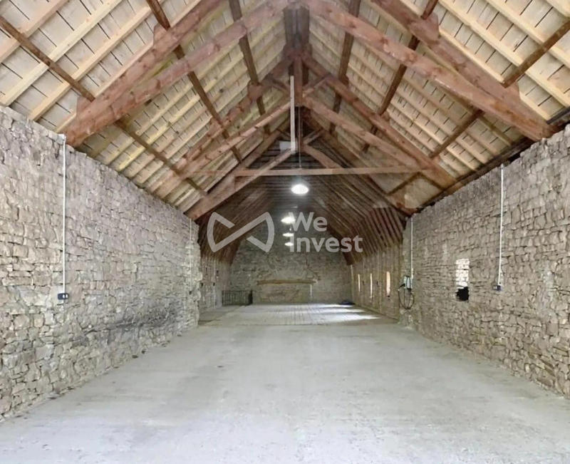 Maison - 274 m² - 9 pièces