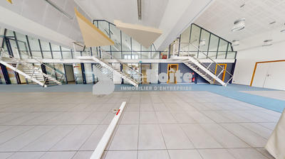 Local commercial - 330 m²