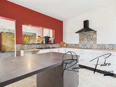 Maison - 140 m² - 6 pièces
