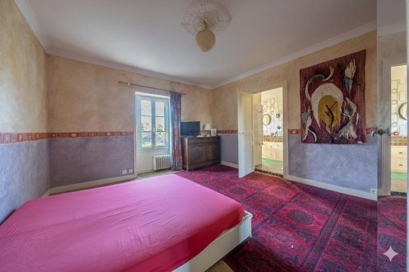 Maison bourgeoise - 480 m² - 9 pièces