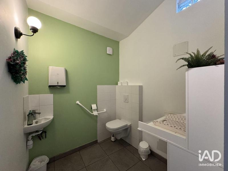 Local commercial - 135 m²