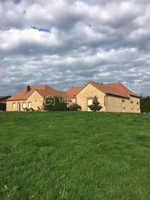 Demeure - 315 m² - 7 pièces