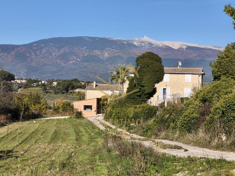 Maison - 205 m² - 7 pièces