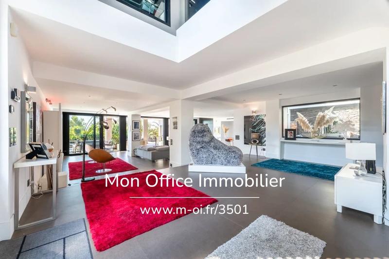 Villa - 465 m² - 12 pièces