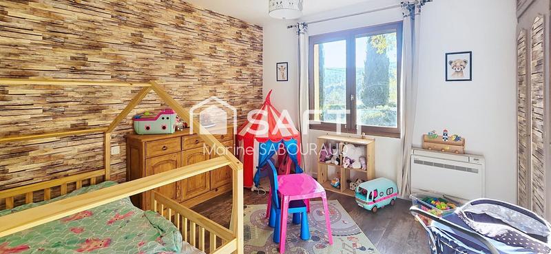 Villa - 225 m² - 7 pièces