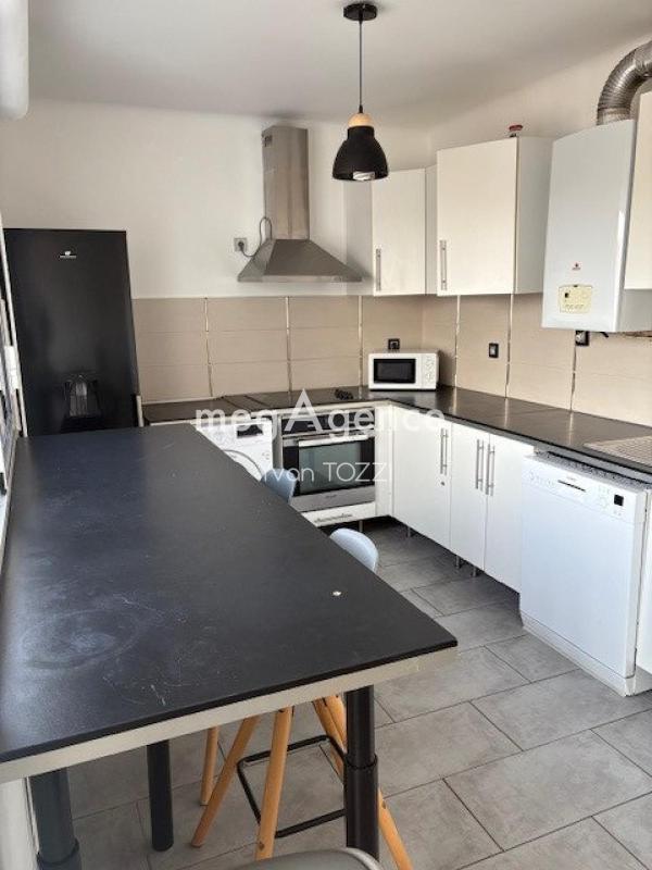 Appartement - 65 m² - 3 pièces