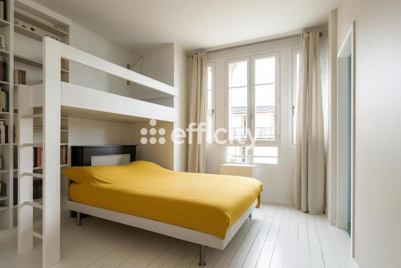 Villa - 230 m² - 10 pièces