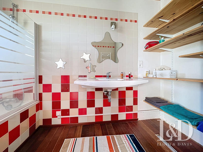 Maison contemporaine - 141 m² - 4 pièces