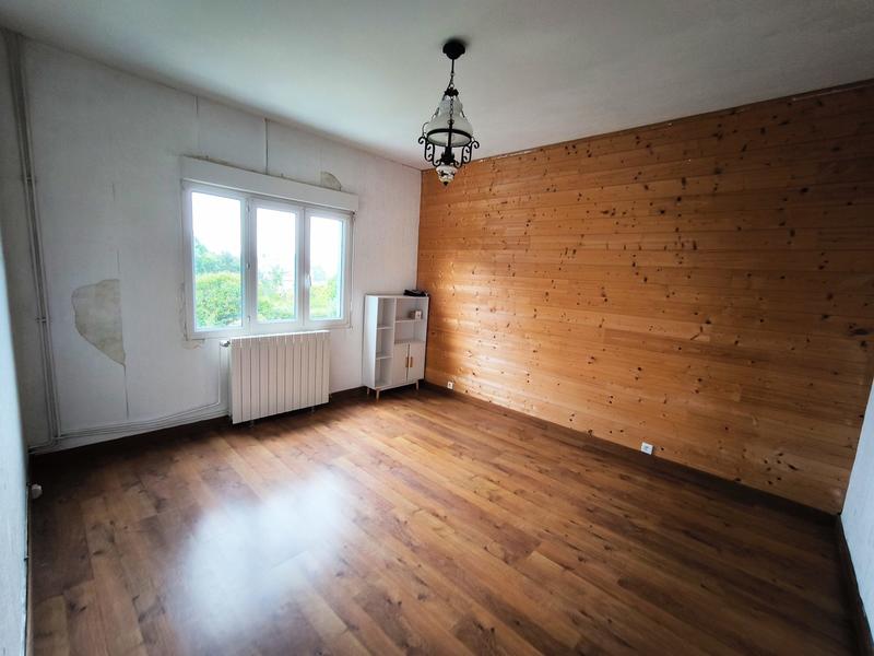 Maison - 164 m² - 9 pièces