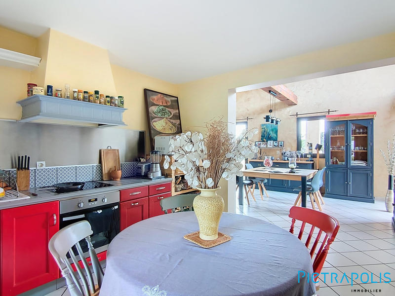 Maison - 136 m² - 4 pièces