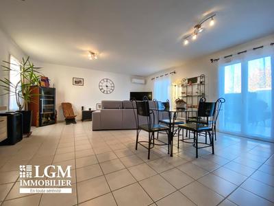 Maison - 99 m² - 4 pièces