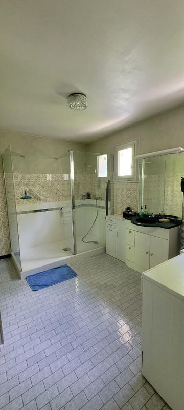 Maison - 198 m² - 8 pièces