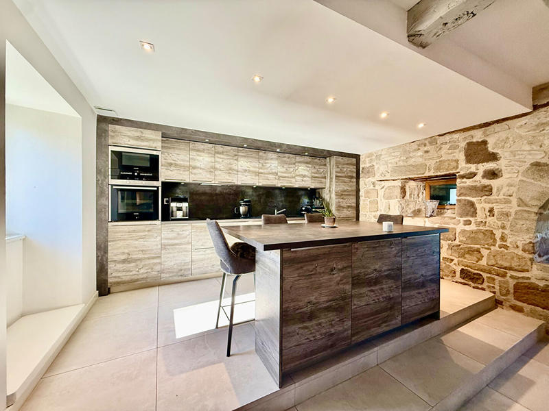 Maison - 105 m² - 5 pièces