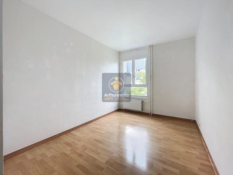 Appartement - 93 m² - 5 pièces
