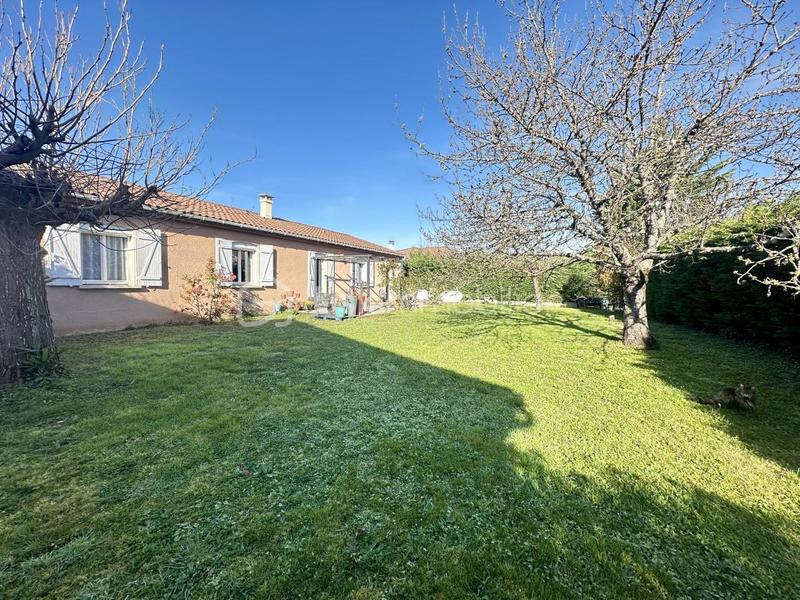 Villa - 100 m² - 4 pièces