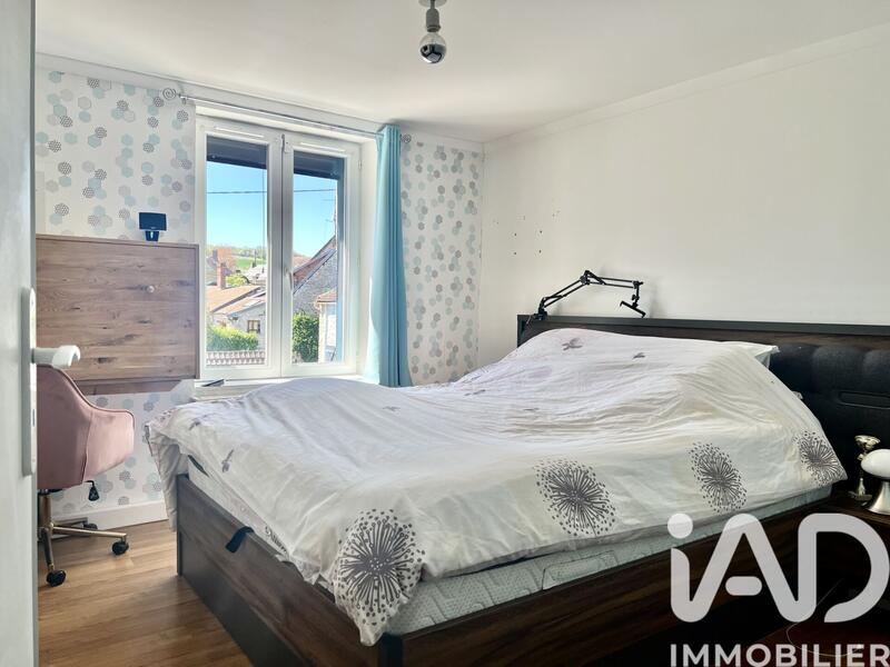 Maison - 92 m² - 4 pièces