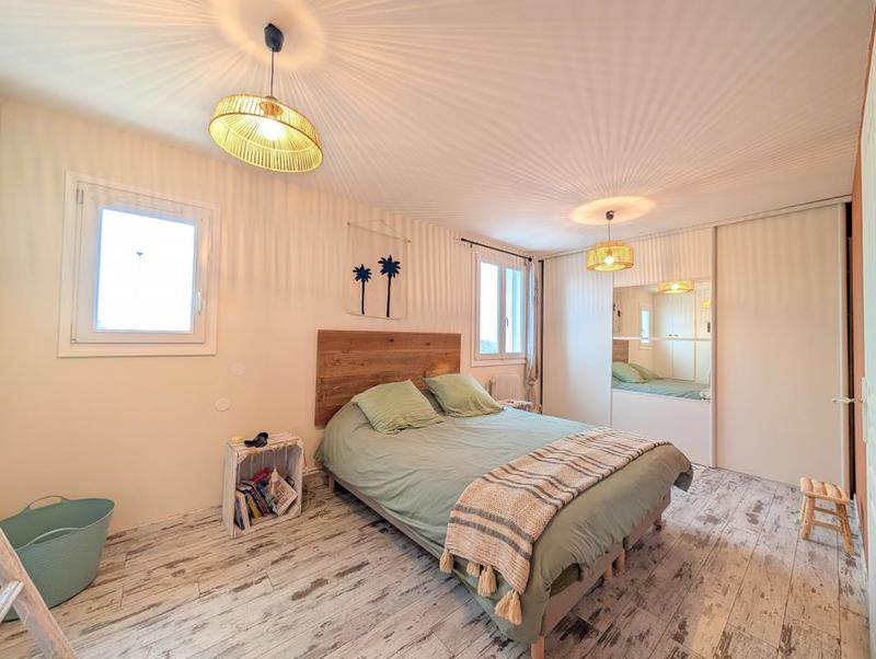 Pavillon - 85 m² - 4 pièces