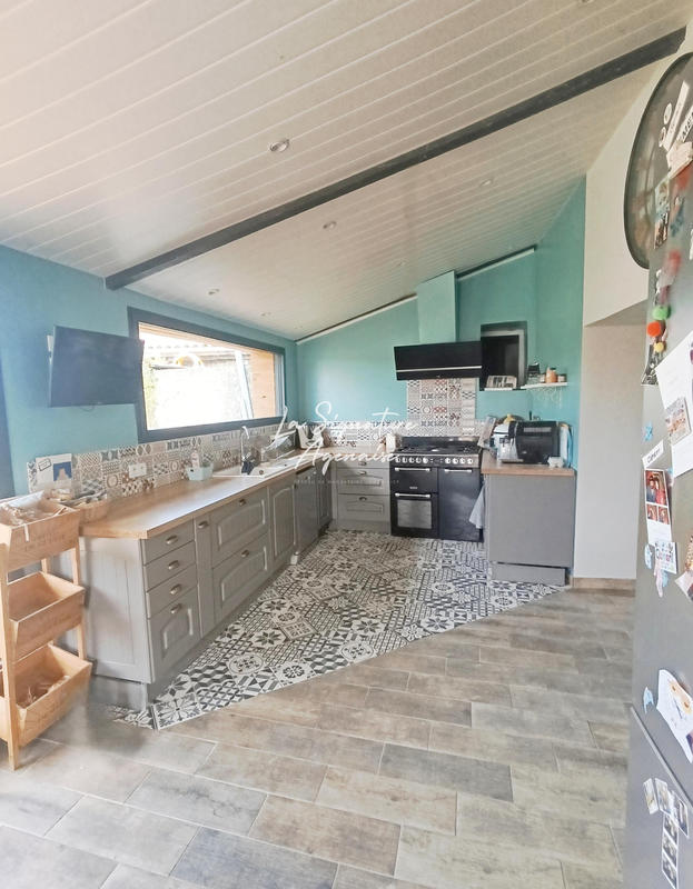 Maison - 144 m² - 5 pièces