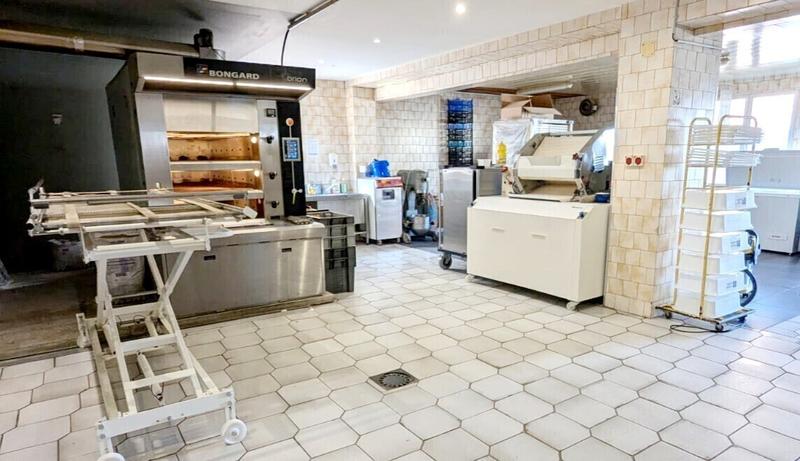 Fonds de commerce - 220 m²