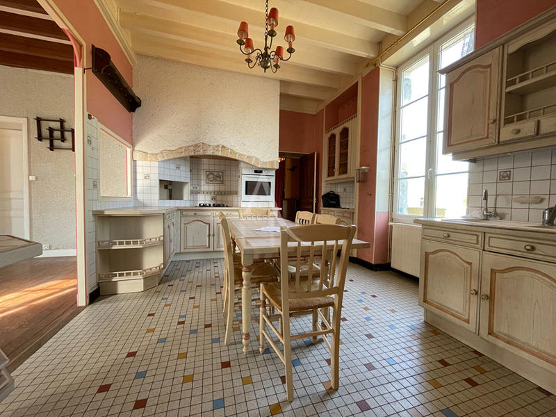 Maison - 170 m² - 7 pièces