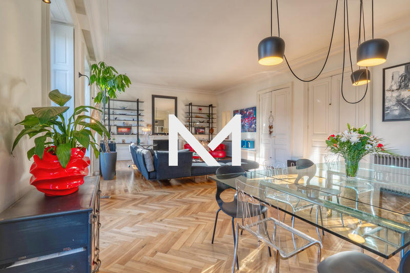 Appartement - 178 m² - 6 pièces