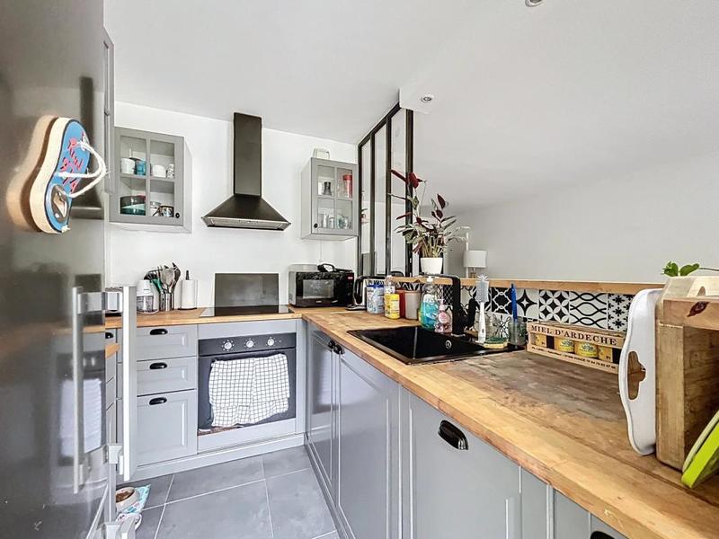 Appartement - 64 m² - 3 pièces