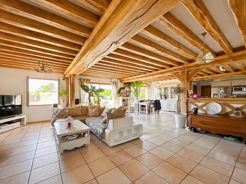 Maison de domaine équestre - 520 m² - 7 pièces