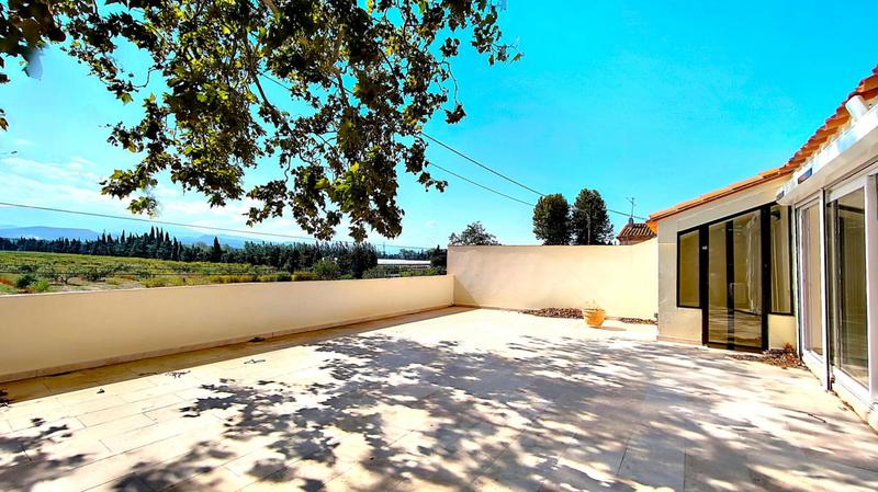 Mas - 193 m² - 8 pièces