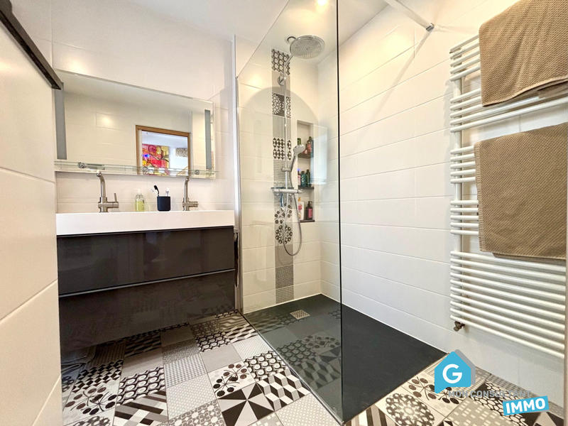 Maison ancienne - 143 m² - 6 pièces