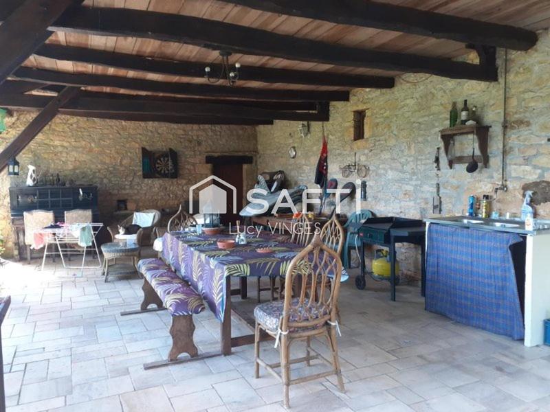 Maison - 162 m² - 7 pièces