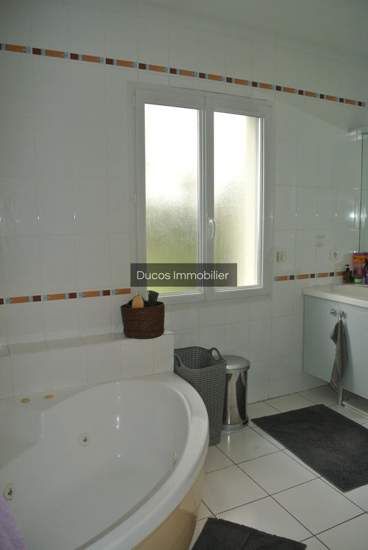 Maison - 166 m² - 5 pièces