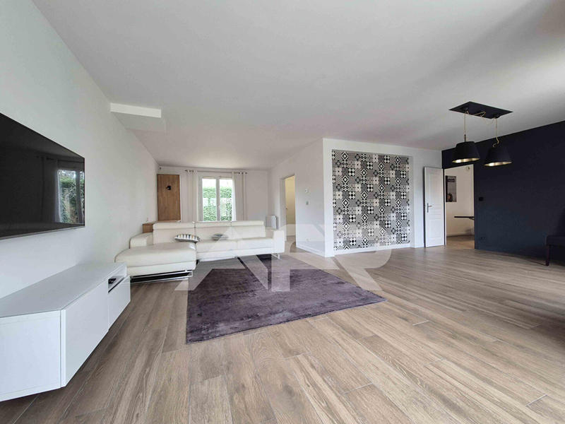 Maison - 164 m² - 7 pièces