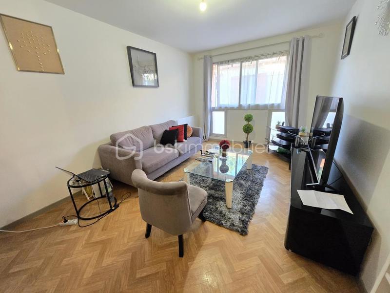 Appartement - 48 m² - 2 pièces