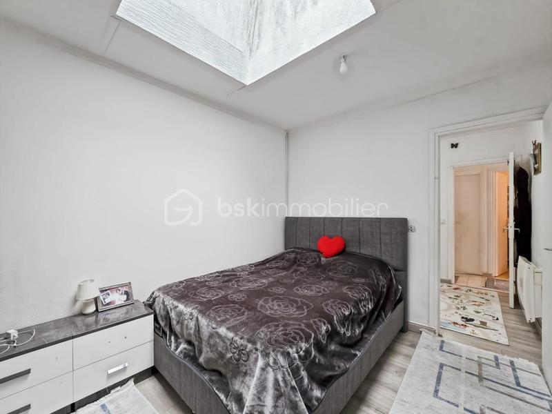 Maison - 169 m² - 9 pièces