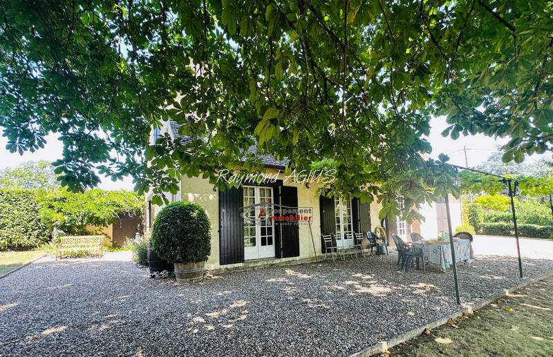 Maison - 159 m² - 7 pièces