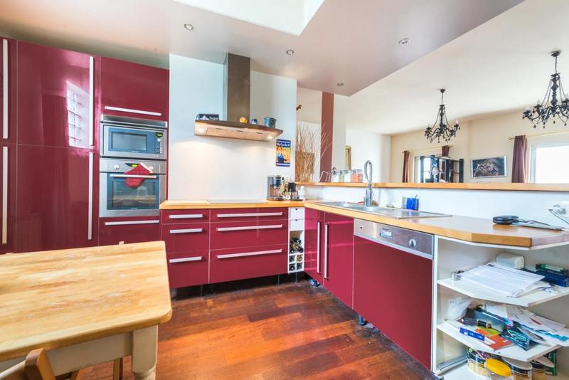 Loft - 134 m² - 4 pièces