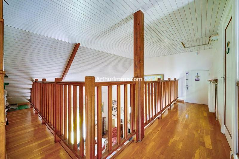 Maison - 167 m² - 7 pièces