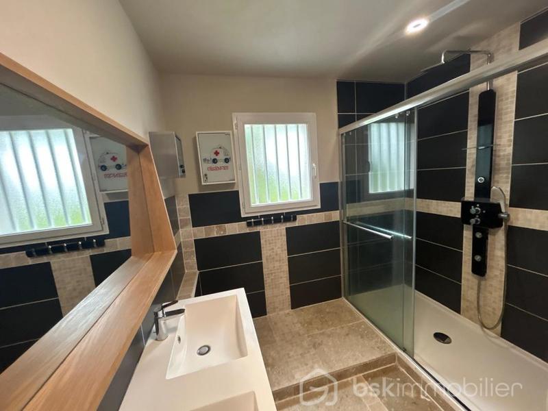 Maison - 100 m² - 5 pièces