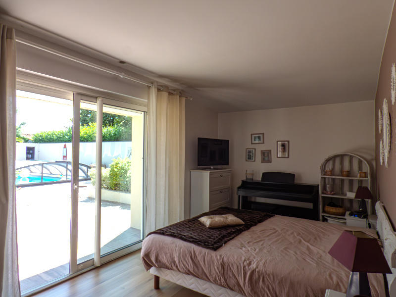 Maison - 217 m² - 8 pièces