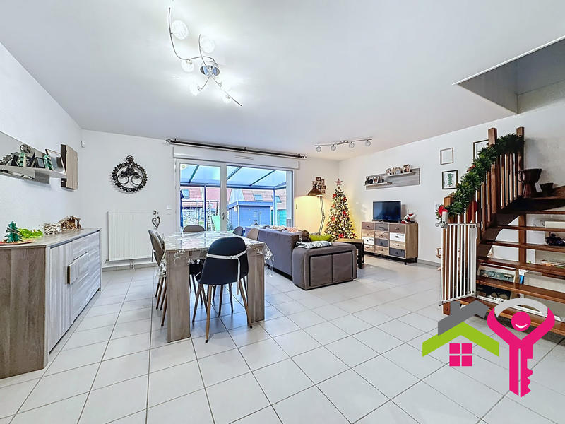 Maison - 85 m² - 4 pièces