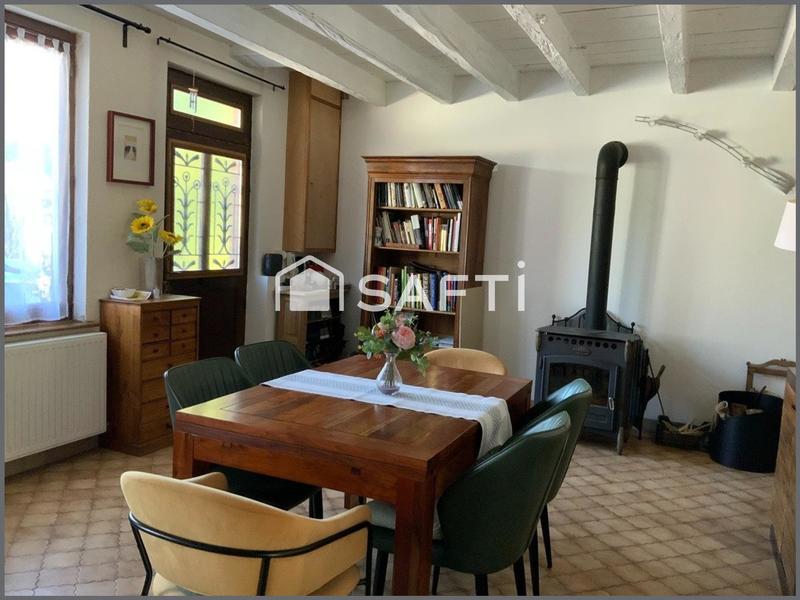 Maison - 230 m² - 8 pièces